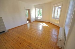 Wohnung kaufen in Heinrich-Hertz-Straße 101, 22083 Barmbek-Süd, Sonnenhelle 3-Zimmer-Altbau-Wohnung im 3. Stock in HH-Barmbek-Süd/ Ecke Uhlenhorst