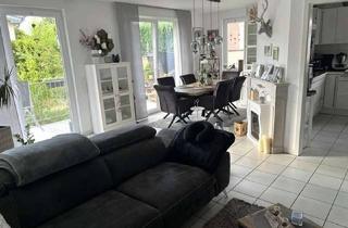 Wohnung mieten in Am Alten Brauhaus 13 a, 51143 Zündorf, Hochwertige helle 3-Zi.-Whg., Einbauküche u. Balkon, in modernem 4-Fam.-Haus, Bestwohnlage Groovnähe