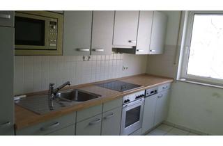 Wohnung mieten in Simone-Veil-Str. 10, 65197 Wiesbaden, Ruhige 2-ZKBB, EBK, Aufzug, Loggia, Garage, Stäbchenparkett in Wiesbaden/Europaviertel