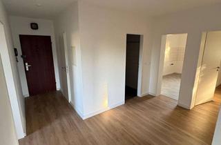 Wohnung mieten in Wittenberger Str 58, 46485 Wesel, Frisch renovierte 4-Zimmer-Wohnung mit Balkon & Gartennutzung in Wesel-Obrighoven