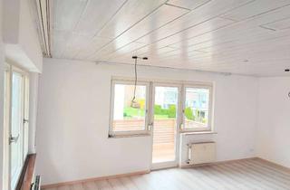 Wohnung mieten in Bahnhofstraße, 73447 Oberkochen, Exklusive 2-Zimmer-Wohnung mit EBK + großen Balkon und Garage + großer Hobbydachboden / nähe ZEISS
