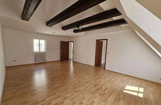 Wohnung mieten in Am Geißmarkt, 95444 City, Frisch renovierte, zentrale 2-Zimmer-Wohnung nahe Hofgarten und Innenstadt