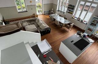 Haus mieten in Römerstrasse 43, 53332 Bornheim, Charmante, grosse und sanierte 3-Zimmer-DHH mit Einbauküche in einer alten Dorfschule