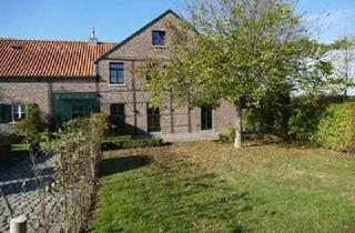 Haus mieten in 41334 Nettetal, Wohnen mit Charakter: Großzügiges Doppelhaus in Nettetal