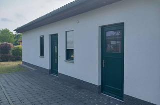 Haus mieten in Fingerhutweg 23, 06120 Heide Süd, Moderner Bungalow in Halle Heide Süd