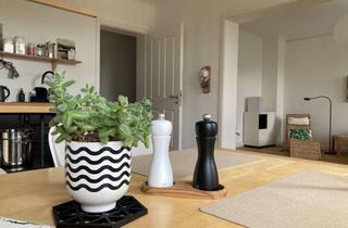 Wohnung kaufen in Kanalstraße 42, 24159 Holtenau, Sanierte Altbauwohnung am Nord-Ostsee-Kanal