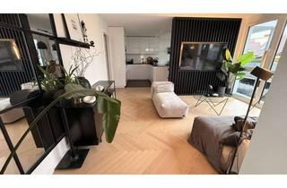Wohnung kaufen in 70825 Korntal-Münchingen, Hochwertige 4-Zimmer-Wohnung mit Designausstattung & Maßanfertigungen | Garten | 2 Terrassen