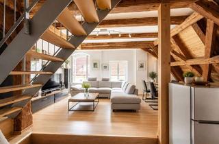Wohnung kaufen in Herzog-Ernst-Straße 179b, 86899 Landsberg, Über den Dächern der Landsberger Altstadt: 2-Zimmer-Maisonette im Denkmal