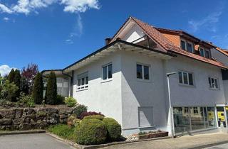Wohnung mieten in Franz-Bingler-Straße, 69427 Mudau, Sehr schöne 2-Zimmer-Wohnung mit gehobener Ausstattung mit Balkon und Einbauküche in Mudau