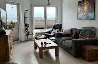 Wohnung mieten in Konrad-Adenauer-Ring 29, 65428 Rüsselsheim, Modernisierte 3,5 Zimmer-Wohnung mit Balkon und Einbauküche in Rüsselsheim