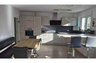 Wohnung mieten in Kirchweg 34, 74670 Forchtenberg, Modernes Wohnen in Forchtenberg-Ernsbach: Helle 100 m² Wohnung mit Balkon und Garage