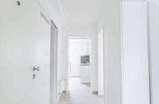 Wohnung mieten in Tunnelstraße, 95448 City, WG-geeignete 2-Raum-Wohnung mit Balkon und Einbauküche in Bayreuth