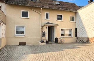 Einfamilienhaus kaufen in 56182 Urbar, Charmantes kernsaniertes Einfamilienhaus mit Garten in Urbar