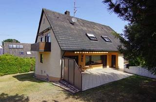 Einfamilienhaus kaufen in 91189 Rohr, Rohr/Regelsbach: Top gepflegtes, freistehendes Einfamilienhaus mit ELW, 3 Garagen auf ca. 906 m²