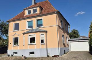 Mehrfamilienhaus mieten in 32369 Rahden, Viel Platz in Rahden: Großzügiges Zweifamilienhaus zur Miete