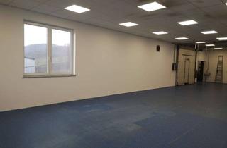 Büro zu mieten in Gewenn 16, 35745 Herborn, Lager-/Produktionshalle mit Büro, Rampe und Sektionaltor in Herborn-Seelbach zu vermieten