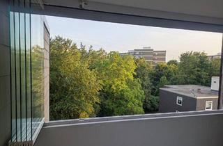 Wohnung kaufen in 38120 Braunschweig, Braunschweig - Provisionsfreie, helle 3-Zimmer-Dachgeschossw. mit Loggia &Aufzug