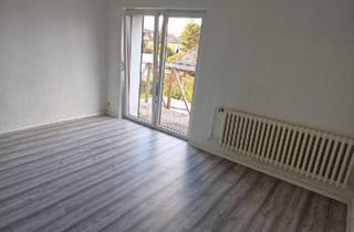 Wohnung kaufen in 32049 Herford, Herford - Eigentumswohnung in HF Nähe Klinikum, 3ZKBBalkon, A.-Dämmung neu