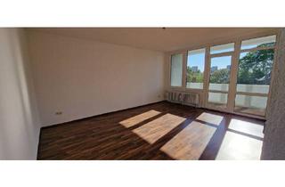 Wohnung kaufen in 68309 Mannheim, Mannheim - Provisionsfrei* Ruhige 3,5-Zimmer-Wohnung mit Südbalkon & Grünblick - Parkseite direkt unterm Dach in Mannheim-Vogelstang