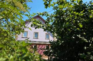 Haus kaufen in 96190 Untermerzbach, Untermerzbach - Großes Wohnhaus + großen Nebengebäuden