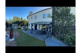 Haus kaufen in 66578 Schiffweiler, Schiffweiler - Großzügiges Zweifamilienhaus in Heiligenwald