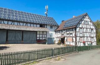 Einfamilienhaus kaufen in 36318 Schwalmtal, Schwalmtal - Einfamilienhaus mit großer Scheune in Schrecksbach zu verkaufen
