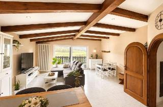 Wohnung kaufen in 54668 Echternacherbrück, Echternacherbrück - Wunderschöne Wohnung in Holsthum mit traumhaftem Ausblick