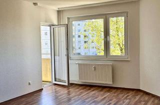 Wohnung kaufen in 24109 Mettenhof, Renovierte Etagenwohnung in Kiel-Mettenhof - Provisionsfrei -