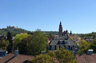 Wohnung kaufen in 96450 Coburg, Diesen Ausblick können Sie kaufen! 3-Zimmer-Eigentumswohnung mit Balkon, Aufzug und traumhaftem Au