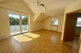Wohnung kaufen in 86381 Krumbach, Sofort verfügbar: 2,5-Zimmerwohnung in ruhiger, zentraler Lage mit Grünblick
