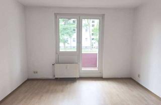 Wohnung mieten in Arthur-Scheibner-Straße 19, 06217 Merseburg, Dreiraumwohnung im Erdgeschoss- zum ganz kleinen Mietpreis!