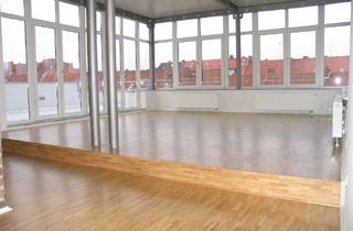 Penthouse mieten in 30159 Mitte, Charmante Penthouse Wohnung mit großer Dachterasse und EBK