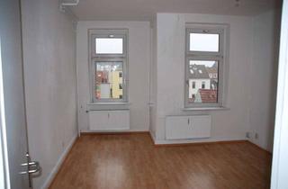 Wohnung mieten in Michelsensenstr. 37, 24114 Kiel, 2 ZW mit Balkon in der Michelsenstr. 37 in Kiel zu vermieten - OTTO STÖBEN GmbH