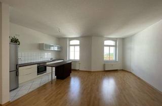 Wohnung mieten in Preßlersberg 12, 06114 Halle, Gemütliche 2-Zimmer-Dachgeschosswohnung mit Weitblick in zentraler & ruhiger Lage