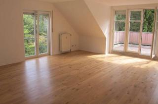 Wohnung mieten in Broicher Str. 1c, 51429 Bergisch Gladbach, 3,5-4 Zimmer-DG, mit großem Balkon, Bensberg ruhig und stadtnah (W7)