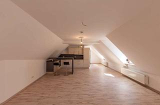 Wohnung mieten in 63828 Kleinkahl, Charmante 2-Zimmer-DG-Wohnung mit Einbauküche & Stellplatz – eigener Eingang