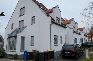 Wohnung mieten in Sonnenblumenring 13, 86415 Mering, Gemütliche 2-Zimmer-Souterrainwohnung (52 m²) mit separatem Eingang & PKW-Stellplatz in ruhiger Lage