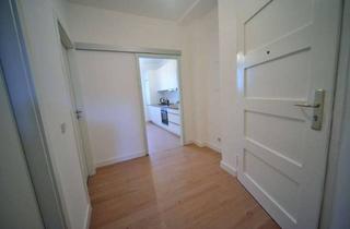 Wohnung mieten in Schöneicher Straße xx, 13055 Alt-Hohenschönhausen, Helle Wohnung in Alt-Hohenschönhausen, 2 Zimmer, Einbauküche, Loggia