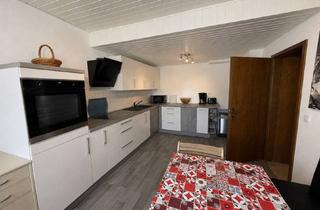 Wohnung mieten in Am Seeberg, 64625 Bensheim, 2-Zimmer Erdgeschosswohnung in ruhiger Lage am Waldrand mit Garten, Keller und Stellplatz