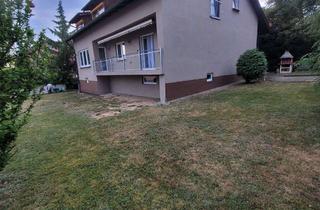 Wohnung mieten in 93142 Maxhütte-Haidhof, Frisch renovierte 3,5-Zimmer-Dachgeschosswohnung mit 93 m² in ruhiger Lage
