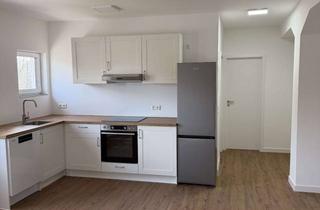 Wohnung mieten in Bahnhofstraße 20, 74366 Kirchheim, Perfekte Lage: 2-Zimmer-Wohnung in Kirchheim am Neckar