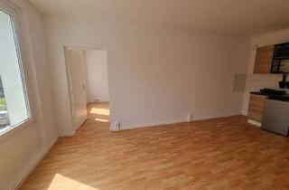Wohnung mieten in Zerbster Straße 43, 06124 Westliche Neustadt, Perfekte Singlewohnung inkl. Einbauküche
