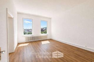 Wohnung mieten in 31785 Hameln, Hameln I Großzügige 3-Zimmer-Altbauwohnung mit ca. 98 m² in zentraler Innenstadtlage!