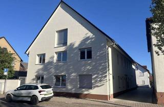 Wohnung mieten in Untere Hauptstraße 107, 76863 Herxheim, Gehobene 2-Zimmer-DG-Wohnung, Balkon, KfW40-Neubau, inklusive Einbauküche und Farradbox