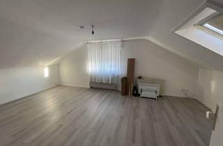 Wohnung mieten in Birkenstraße, 71292 Friolzheim, Helle Dachgeschosswohnung mit Einbauküche und großzügigem Wohnbereich