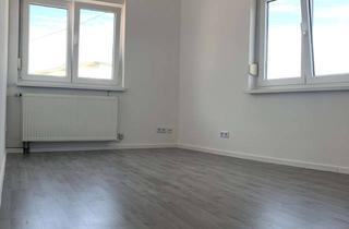 Wohnung mieten in Feldstraße 18, 96465 Neustadt, Alltagstaugliche 2-Zimmer-Wohnung in Neustadt bei Coburg