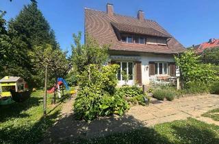 Haus kaufen in Reblingstraße, 79227 Schallstadt, Charmantes Wohnhaus auf idyllischem Grundstück in zentraler Lage von Schallstadt-Wolfenweiler
