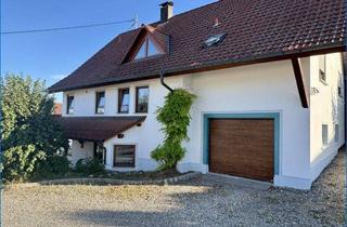 Einfamilienhaus kaufen in 88630 Pfullendorf, Attraktives Generationshaus (2 FH), zwei großen Garagen und schöner Fernsicht, in ruhiger Ortsrandlage!