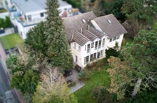 Haus kaufen in 61118 Bad Vilbel, Charakterstarkes, großflächiges Familienhaus mit Modernisierungspotenzial in Top Lage