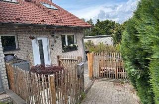 Haus kaufen in Am Schlagbaum 39, 42489 Wülfrath, Gepflegtes Reihenendhaus mit Garten, Balkon und zwei Garagen